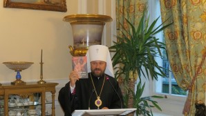 ΣΤΟ ΛΟΝΔΙΝΟ ΠΑΡΟΥΣΙΑΣΗ ΤΗΣ ΑΓΓΛΙΚΗΣ ΜΕΤΑΦΡΑΣΕΩΣ ΤΟΥ ΠΟΝΗΜΑΤΟΣ «ΤΟ ΜΥΣΤΗΡΙΟ ΤΗΣ ΜΕΤΑΝΟΙΑΣ» ΤΟΥ ΑΓΙΩΤΑΤΟΥ ΠΑΤΡΙΑΡΧΗ ΜΟΣΧΑΣ ΚΑΙ ΠΑΣΩΝ ΤΩΝ ΡΩΣΙΩΝ ΚΥΡΙΛΛΟΥ