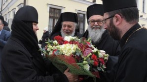 Предстоятель Антиохийской Православной Церкви посетил Покровский монастырь в Москве