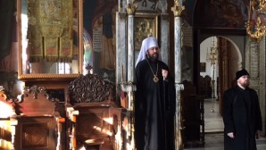 Le métropolite Hilarion de Volokolamsk en pèlerinage au Mont Athos