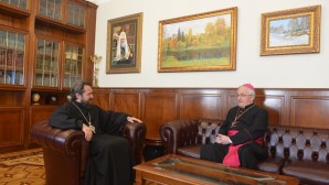 DECR chairman meets with Apostolic Nuncio to Russia