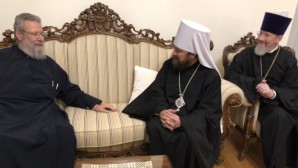 Metropolitan Hilarion of Volokolamsk meets with His Beatitude Archbishop Chrysostomos of Cyprus