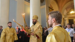 Митрополит Иларион: Человеческая немощь является сосудом, в который вмещается благодать Божия