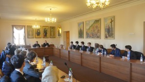 Митрополит Волоколамский Иларион встретился со школьниками из Австрии