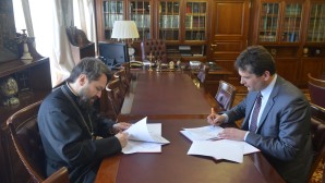 Une convention de collaboration a été signée entre l’Institut des Hautes Études de l’Église orthodoxe russe et l’Université de Sébastopol