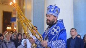 Митрополит Иларион: Пресвятая Богородица являет Собой великий пример для подражания всему человечеству
