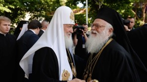 Με αφορμὴ τα 90α γενέθλια του Αρχιεπισκόπου Αλβανίας Αναστασίου ο τηλεοπτικός σταθμός «Κουλτούρα» θα προβάλει το ντοκιμαντέρ του Μητροπολίτη Ιλαρίωνα με τίτλο «Ορθοδοξία στην Αλβανία»