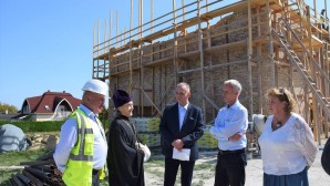 Le secrétaire d’état de Hongrie aux affaires religieuses a visité le chantier de la future église orthodoxe de Heviz
