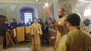 On the day of his episcopal consecration Metropolitan Hilarion celebrates Divine Liturgy in church of Martyrs and Confessors Michael and Theodore of Chernigov