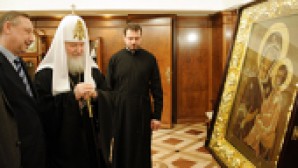 В Храме Христа Спасителя состоялось поздравление Святейшего Патриарха Кирилла с третьей годовщиной интронизации