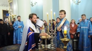 Μητροπολίτης Ιλαρίωνας: διά των πνευματικών του οφθαλμών διεισδύει ο Ρωσικός λαός στο μυστήριο της Αγίας Σκέπης και Προστασίας της Υπεραγίας Θεοτόκου