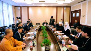 Primate of Russian Orthodox Church meets with religious leaders of Shanghai