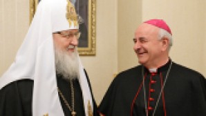 Συνάντηση του Αγιωτάτου Πατριάρχου Κυρίλλου με τον Αρχιεπίσκοπο Vincenzo Paglia
