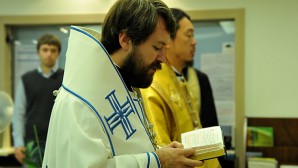 Metropolitan Hilarion celebrates the Divine Liturgy in the Russian general consulate in Busan