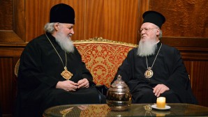 Se celebró una conversación fraternal entre los Primados  de la Iglesia Constantinopla y la Iglesia Rusa