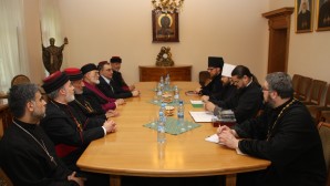 Le métropolite Hilarion de Volokolamsk a rencontré le patriarche assyrien