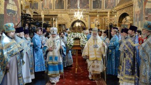 Liturgia Patriarcale a Mosca per la Dormizione