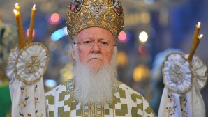 Поздравление Святейшего Патриарха Кирилла Предстоятелю Константинопольской Русской Православной Церкви по случаю годовщины избрания на Патриарший престол