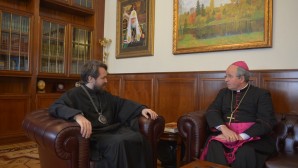 DECR chairman meets with Apostolic Nuncio who is completing his mission in Russia