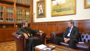 Председатель ОВЦС встретился с послом России в Румынии В.И. Кузьминым