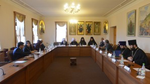 Le métropolite Hilarion a rencontré la délégation de la République islamique d’Iran, venue à Moscou pour participer à la X session de la Commission russo-iranienne pour le dialogue « Orthodoxie-islam »