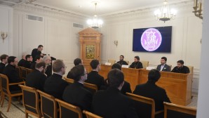 Metropolitan Hilarion meets with a group of Catholic clergy from France