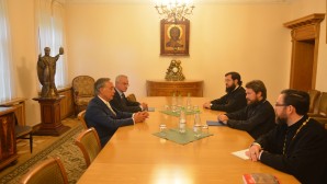 DECR chairman meets with Italia’s ambassador to Russia