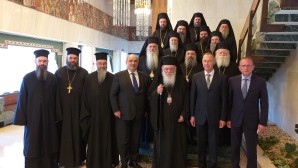 Предстоятель Элладской Православной Церкви посетил прием, организованный Посольством России в Греции по случаю праздника Торжества Православия