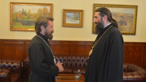 Un hiérarque serbe en visite au Département des relations ecclésiastiques extérieures du Patriarcat de Moscou