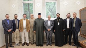 Представитель ОВЦС принял участие в круглом столе, посвященном международным исламским организациям