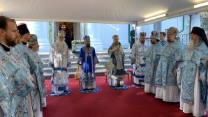 Епископы Сербской Православной Церкви приняли участие в торжествах в Псково-Печерском монастыре