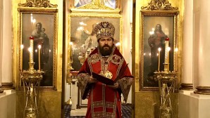В Пасхальную ночь митрополит Волоколамский Иларион совершил торжественное богослужение